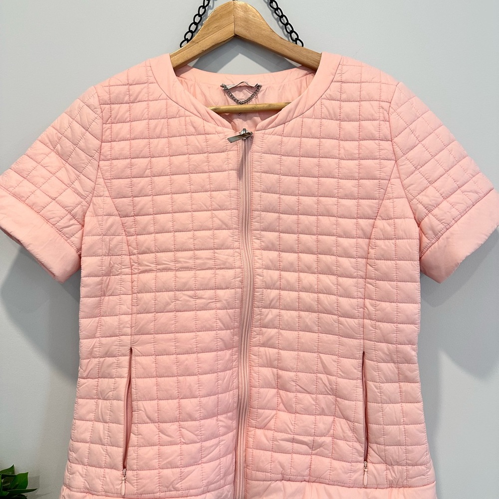 Pink vest for women